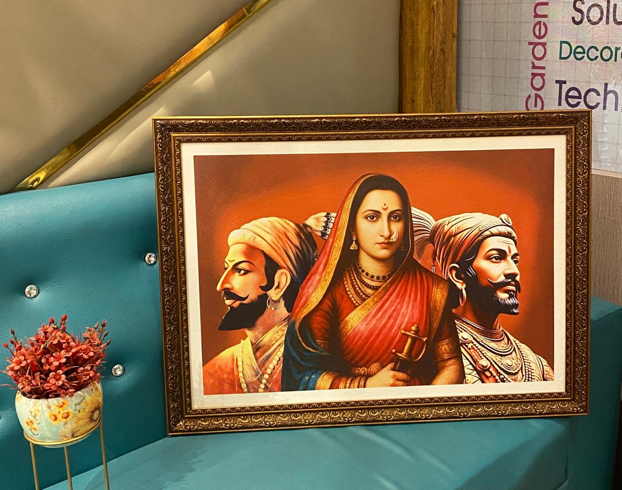 Chattrapati Shivaji Maharaj sambhaji maharaj with Rajmata Jijau.
