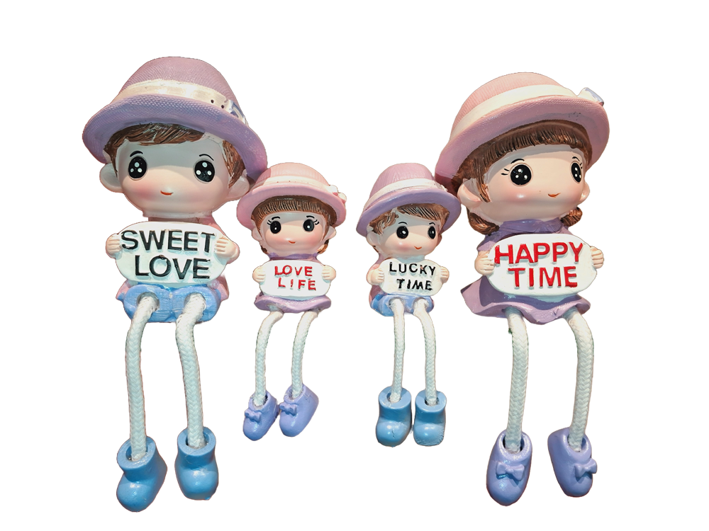 Happy Family Statue set of 4 Sweet love