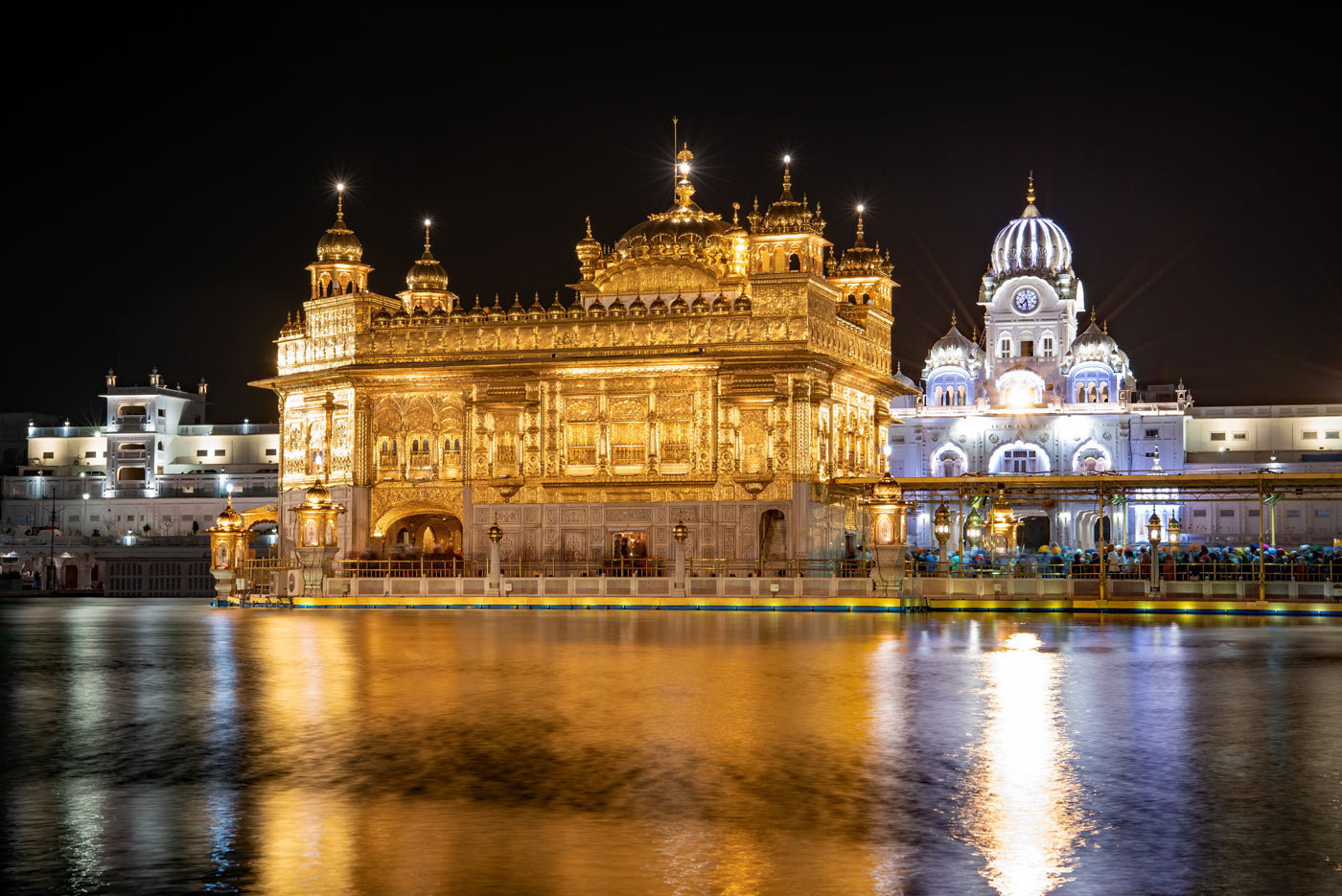 God Collection Night View Golden Tample Wallpaper